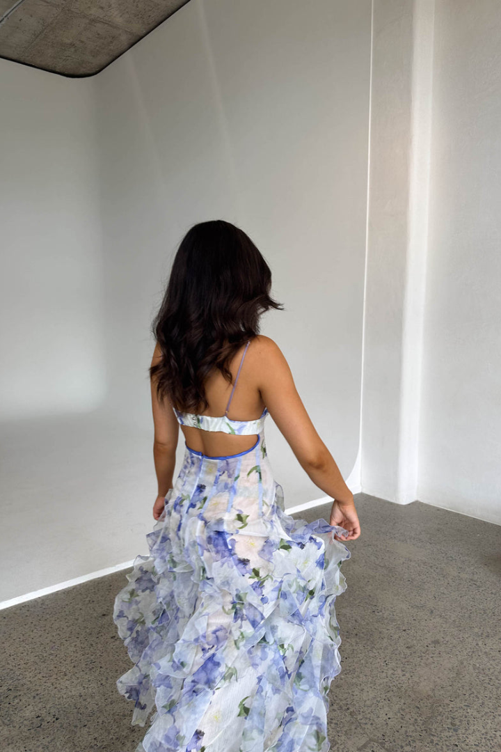 Elora – Rochie de Damă Maxi Brodată Elegantă