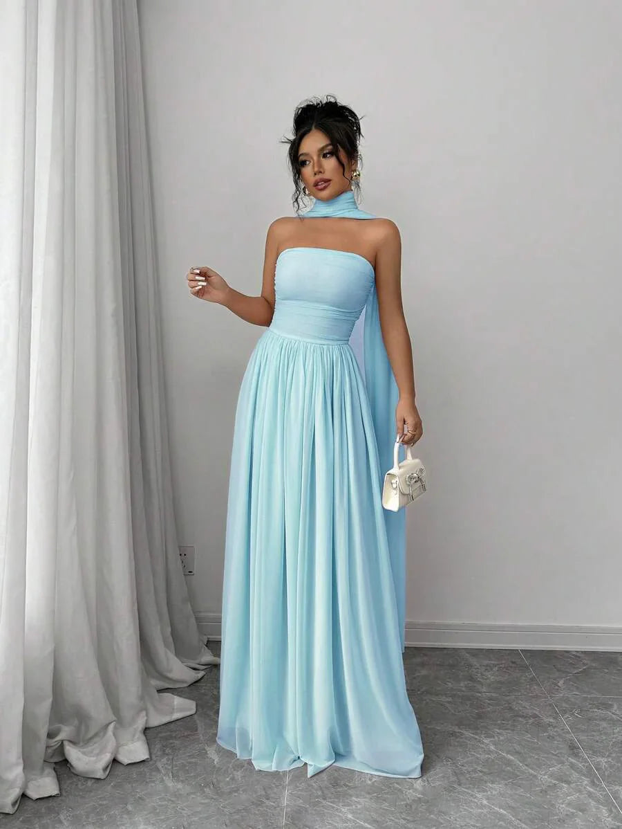 Alessia – Rochie de Damă Maxi Elegantă Sculptată Fără Bretele