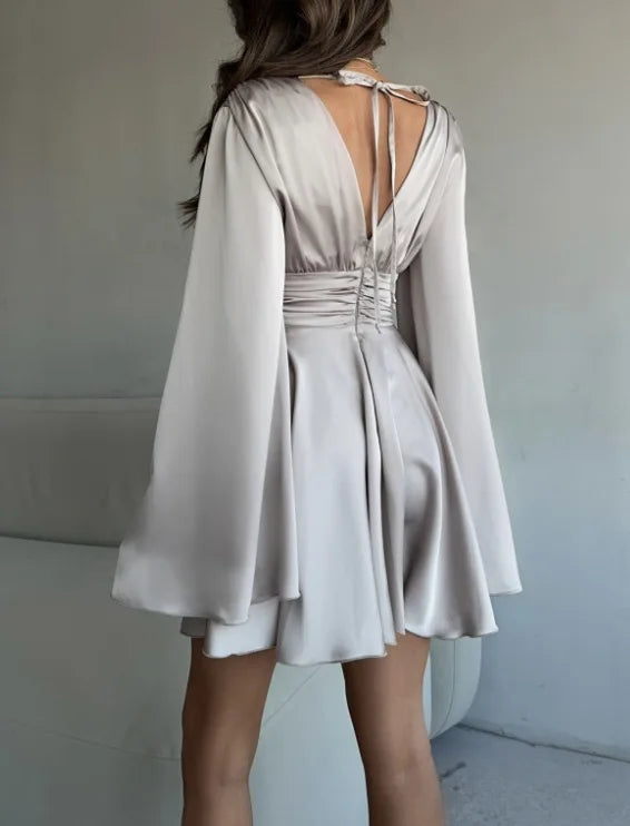 Darla – Rochie de Damă Elegantă Satinată cu Mâneci Largi